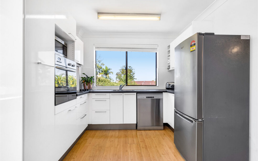 1/37 Riverview Terrace, Indooroopilly  QLD  4068